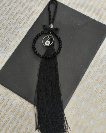 55 γουρι στεφανι φουντα μακρια (1)